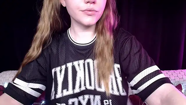 SindiWatsoon online show from 12/19/24, 12:23