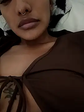 VictoireFeller online show from 05/02/26, 04:50