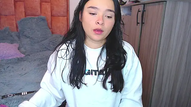 nahia  2 online show from 11/24/25, 06:51