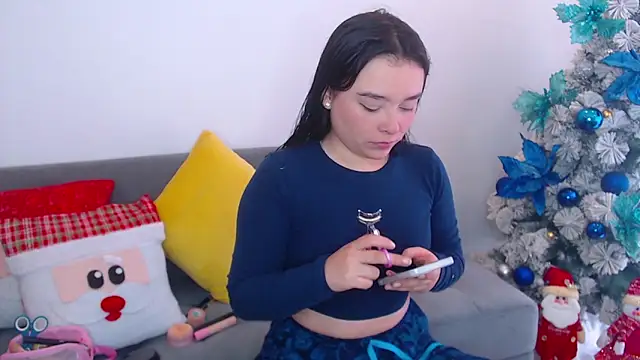 nahia  2 online show from 11/29/25, 04:10