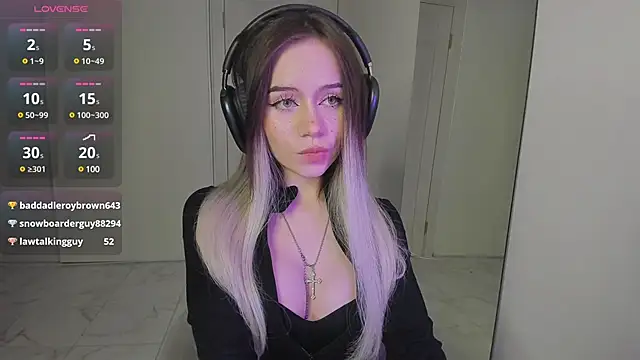 KellyBarton online show from 03/18/25, 10:58