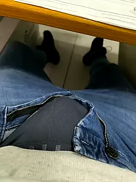 onbifeet online show from 02/18/25, 11:44