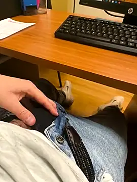 onbifeet online show from 03/11/25, 05:46