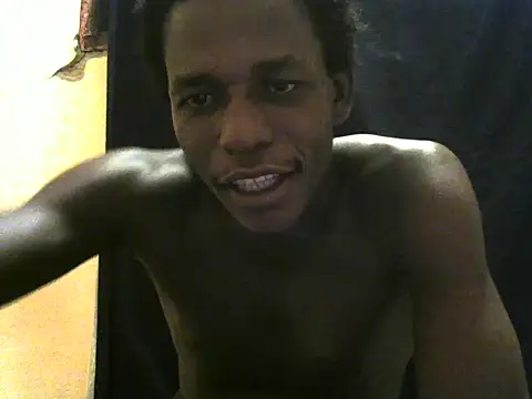 Snapshot of Bigras0011 chatting on 06/08/26, 12:49 Bigras0011 online show from 06/08/26, 12:49