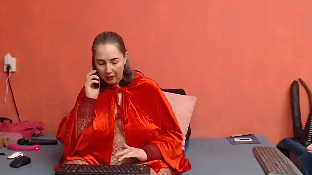MilfGina online show from 12/09/24, 01:45