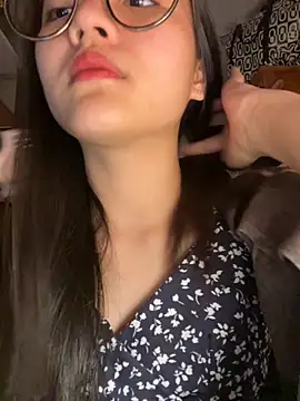 Krixxi22 online show from 11/08/25, 02:28