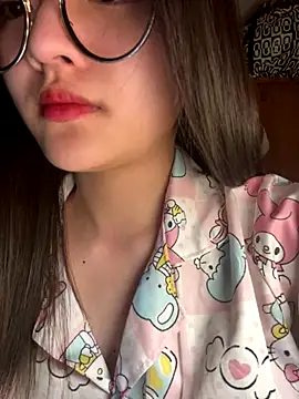 Krixxi22 online show from 11/16/25, 02:22