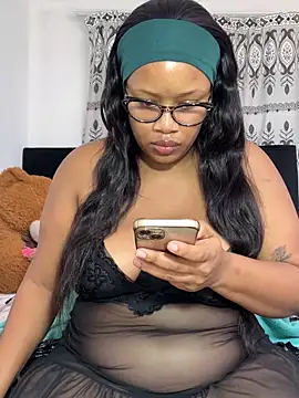 MimiCurves online show from 04/29/26, 09:13