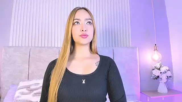 Snapshot of Meowlody chatting on 02/24/26, 05:55 Meowlody online show from 02/24/26, 05:55