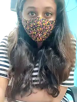 Snapshot of Natasha-143 chatting on 02/07/25, 07:38 Natasha-143 online show from 02/07/25, 07:38