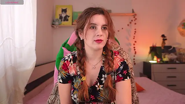 Snapshot of Lisa_sweetheels chatting on 03/03/26, 01:06 Lisa sweetheels online show from 03/03/26, 01:06