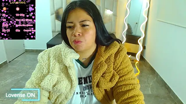 martinna tay online show from 01/30/25, 01:00