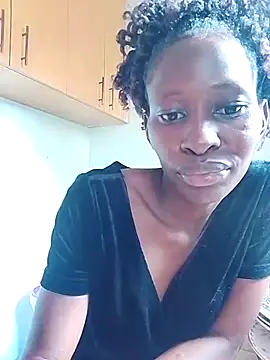 Snapshot of LOVELY-2BERRY chatting on 11/11/25, 06:35 LOVELY-2BERRY online show from 11/11/25, 06:35