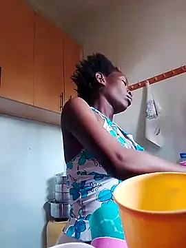 Snapshot of LOVELY-2BERRY chatting on 11/26/25, 08:37 LOVELY-2BERRY online show from 11/26/25, 08:37