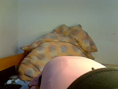 Snapshot of Pretty_savage3 chatting on 01/13/25, 05:33 Pretty savage3 online show from 01/13/25, 05:33