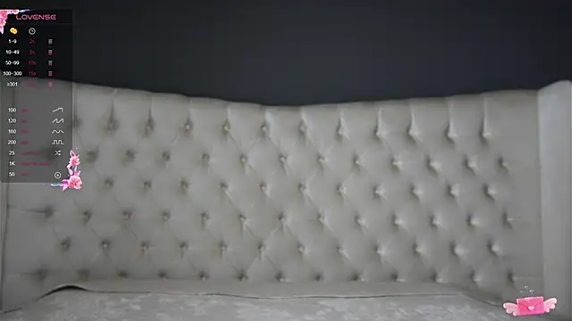 Snapshot of nichole_bree_ chatting on 02/28/25, 11:25 nichole bree online show from 02/28/25, 11:25