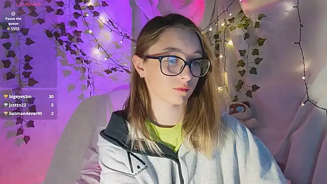 Snapshot of monlight__dana chatting on 12/02/24, 02:30 monlight  dana online show from 12/02/24, 02:30