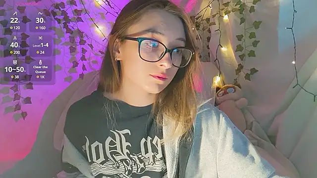 Snapshot of monlight__dana chatting on 12/04/24, 12:25 monlight  dana online show from 12/04/24, 12:25