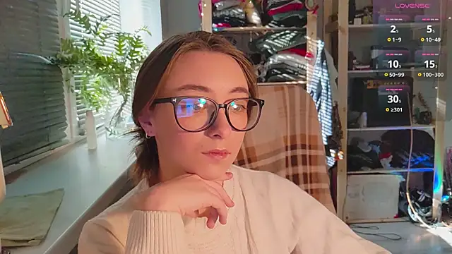 Snapshot of monlight__dana chatting on 03/07/25, 12:45 monlight  dana online show from 03/07/25, 12:45