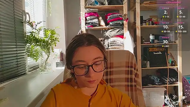 Snapshot of monlight__dana chatting on 03/09/25, 12:53 monlight  dana online show from 03/09/25, 12:53