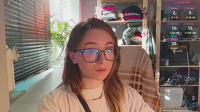 Snapshot of monlight__dana chatting on 03/17/25, 01:29 monlight  dana online show from 03/17/25, 01:29