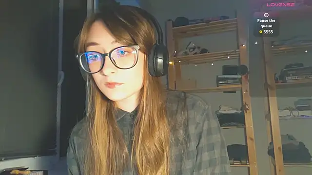 Snapshot of monlight__dana chatting on 10/04/25, 08:40 monlight  dana online show from 10/04/25, 08:40