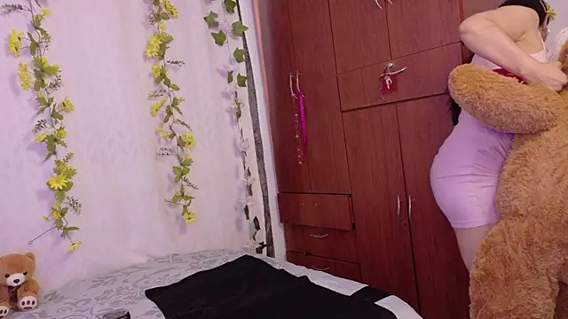 cattaleya1476 online show from 11/03/25, 04:19