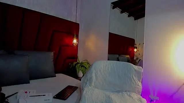 LadyLuminary online show from 07/11/26, 07:38