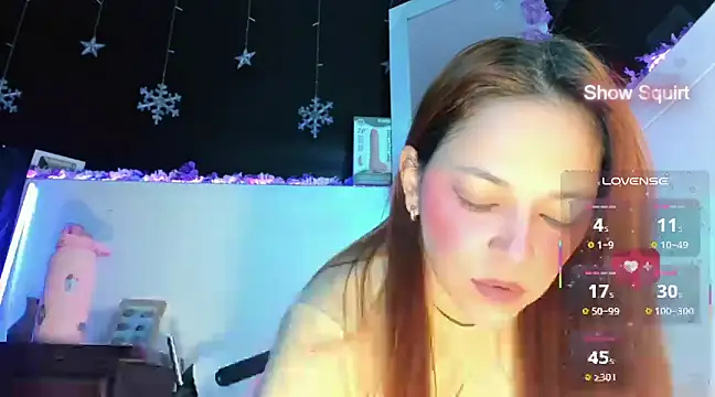 Snapshot of mariana_scott__ chatting on 02/14/25, 01:45 mariana scott   online show from 02/14/25, 01:45