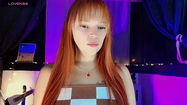 Snapshot of mariana_scott__ chatting on 05/05/26, 11:35 mariana scott online show from 05/05/26, 11:35