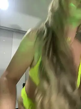 LARIANA RIVERA23 online show from 03/19/25, 06:14