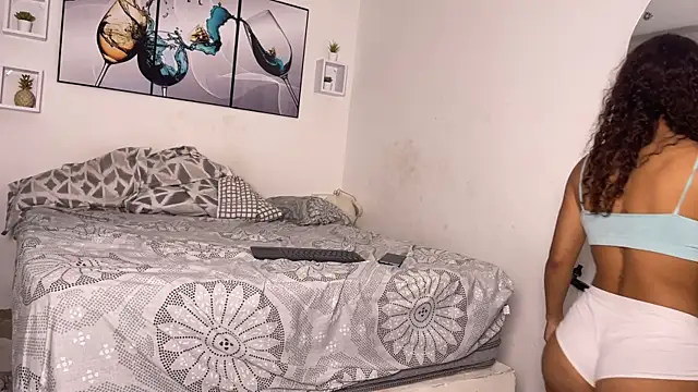 wendy alejo1712 online show from 03/12/25, 01:36