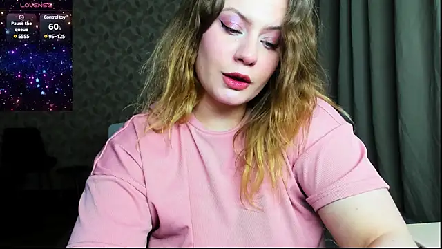 Snapshot of MariaStuart chatting on 02/13/25, 09:20 MariaStuart online show from 02/13/25, 09:20