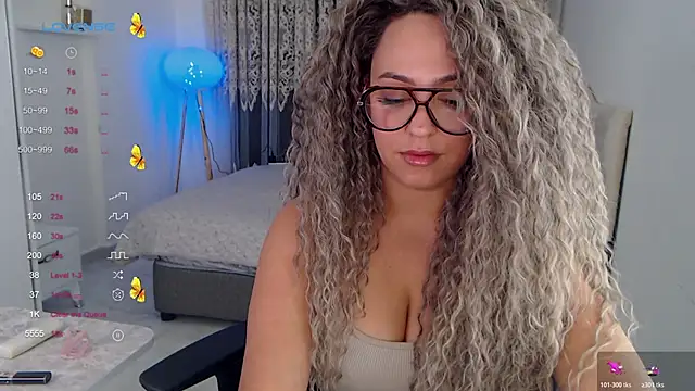  Just a queen 3 online show from 11/01/25, 11:34