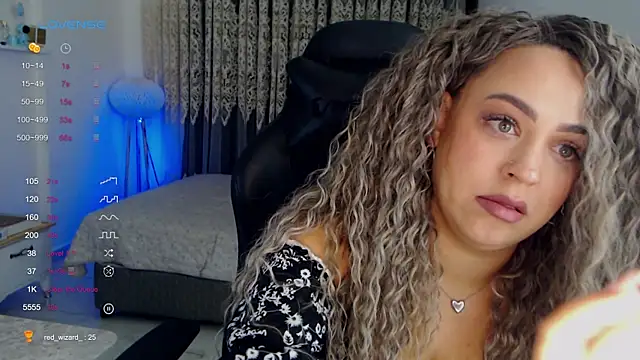  Just a queen 3 online show from 01/08/26, 04:42