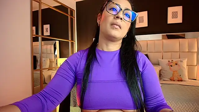 lisa casper online show from 01/31/25, 01:34