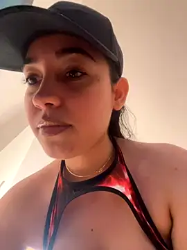 Snapshot of Amy_Sin chatting on 09/16/25, 03:24 Amy Sin online show from 09/16/25, 03:24