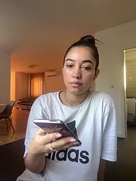 Snapshot of Amy_Sin chatting on 09/23/25, 01:58 Amy Sin online show from 09/23/25, 01:58