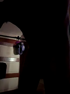 GersonGil1 online show from 10/22/25, 05:13