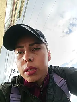  andrea30 online show from 10/14/25, 11:44