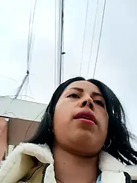  andrea30 online show from 11/24/25, 12:05