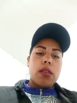 Snapshot of _andrea30 chatting on 03/04/26, 11:38 andrea30 online show from 03/04/26, 11:38