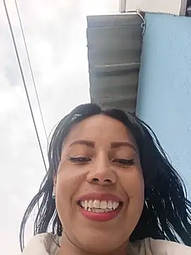 Snapshot of _andrea30 chatting on 07/01/26, 12:18 andrea30 online show from 07/01/26, 12:18