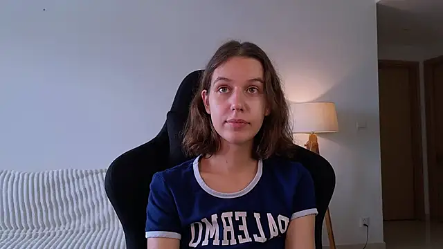 VanessaBayer2 online show from 12/13/24, 01:48