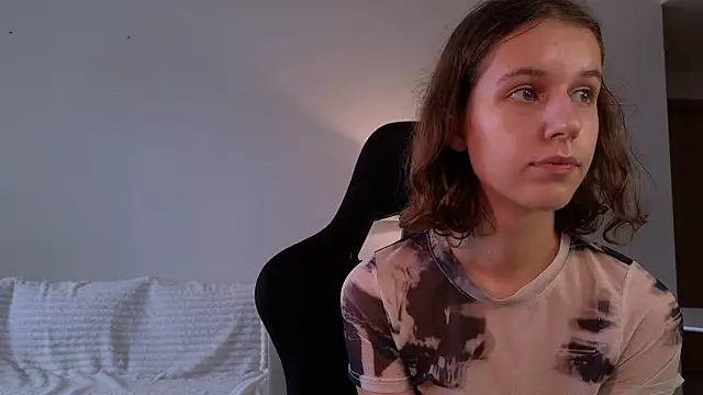 VanessaBayer2 online show from 12/19/24, 06:34