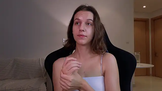 VanessaBayer2 online show from 12/20/24, 10:11