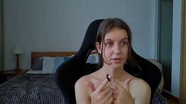 VanessaBayer2 online show from 03/08/25, 04:45