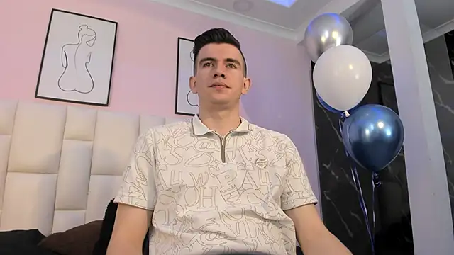 MikaelSlow online show from 04/25/26, 04:37