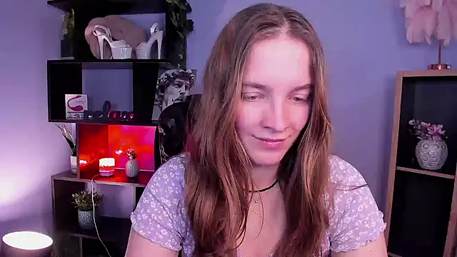 Snapshot of kenzie_x chatting on 12/05/24, 11:16 kenzie x online show from 12/05/24, 11:16