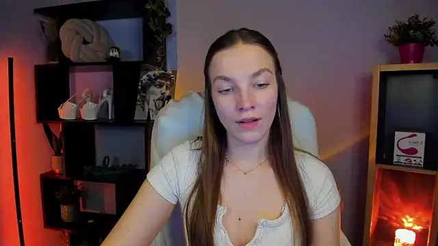 Snapshot of kenzie_x chatting on 02/03/25, 09:08 kenzie x online show from 02/03/25, 09:08